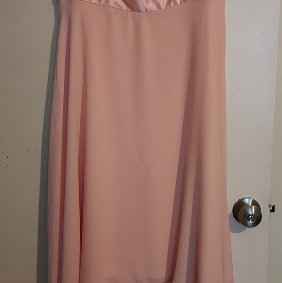 Dress - Picture 1 of 3